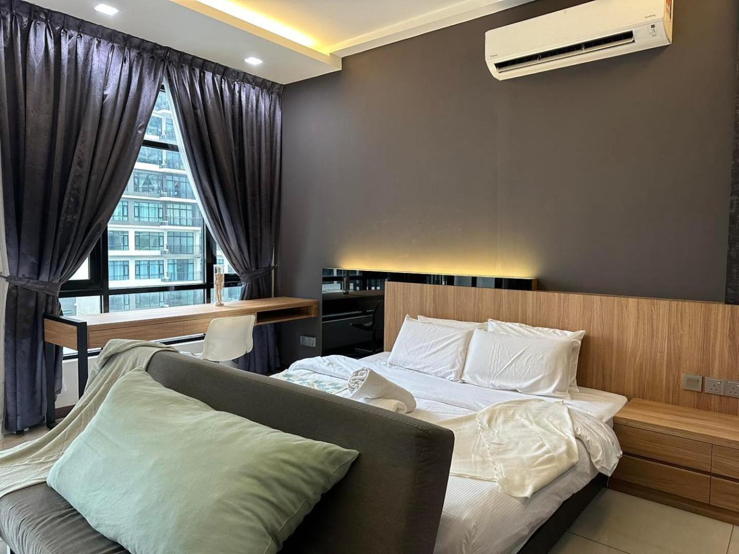 Molek Regency By Jc Apartment *