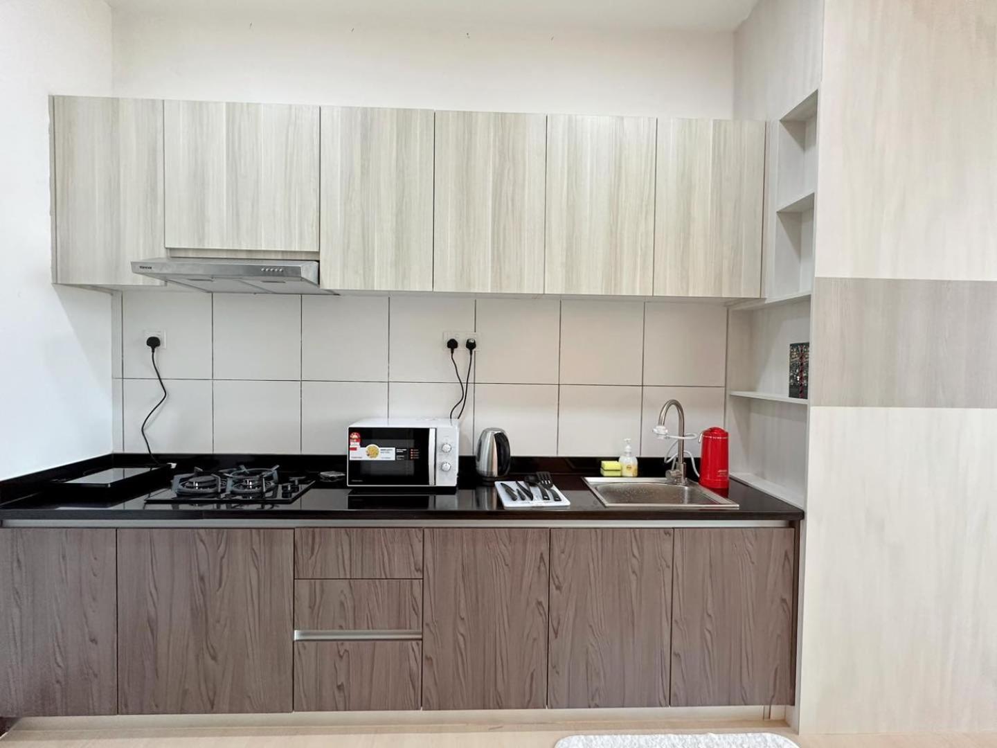 Molek Regency By Jc