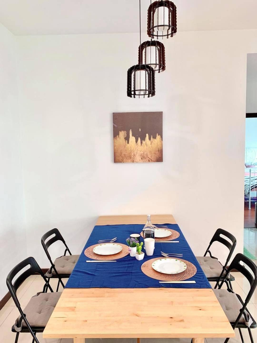 Apartment Molek Regency By Jc